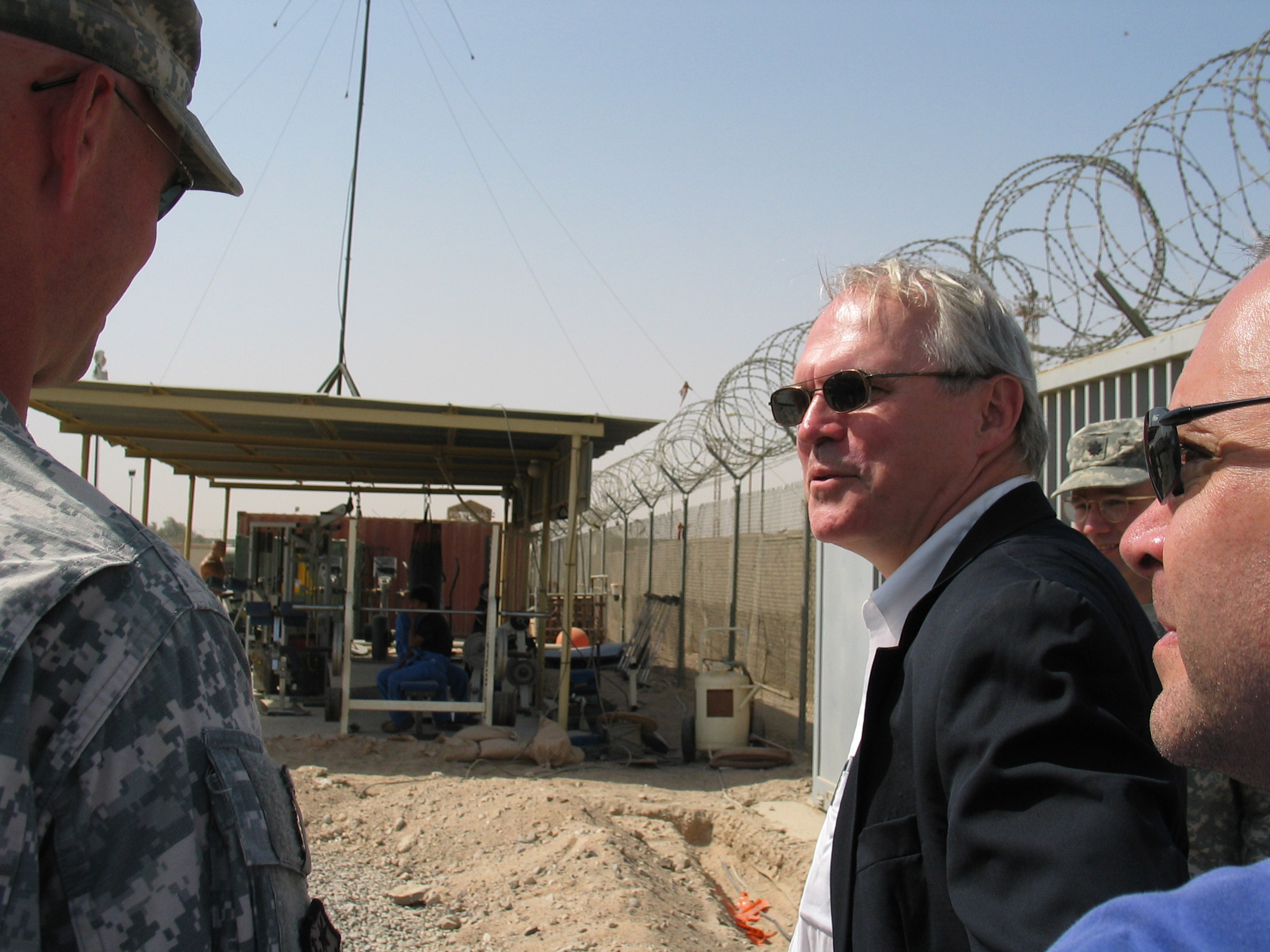 Iraqis say they want U.S. investment, strategic support