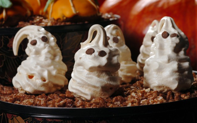 HALLOWEEN TREATS