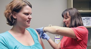 Poll: Almost half of Americans reject swine flu vaccine