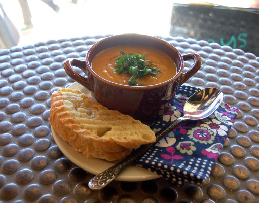 Two Spoons gelato shop churns out soups, sandwiches in winter