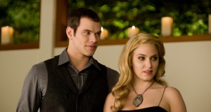 ‘The Twilight Saga: New Moon’: Love at second bite