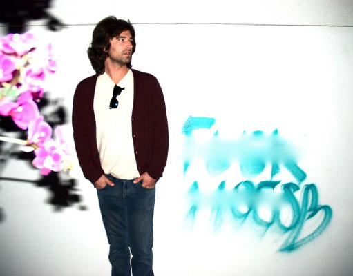 Pete Yorn finds a singer in actress Scarlett Johansson