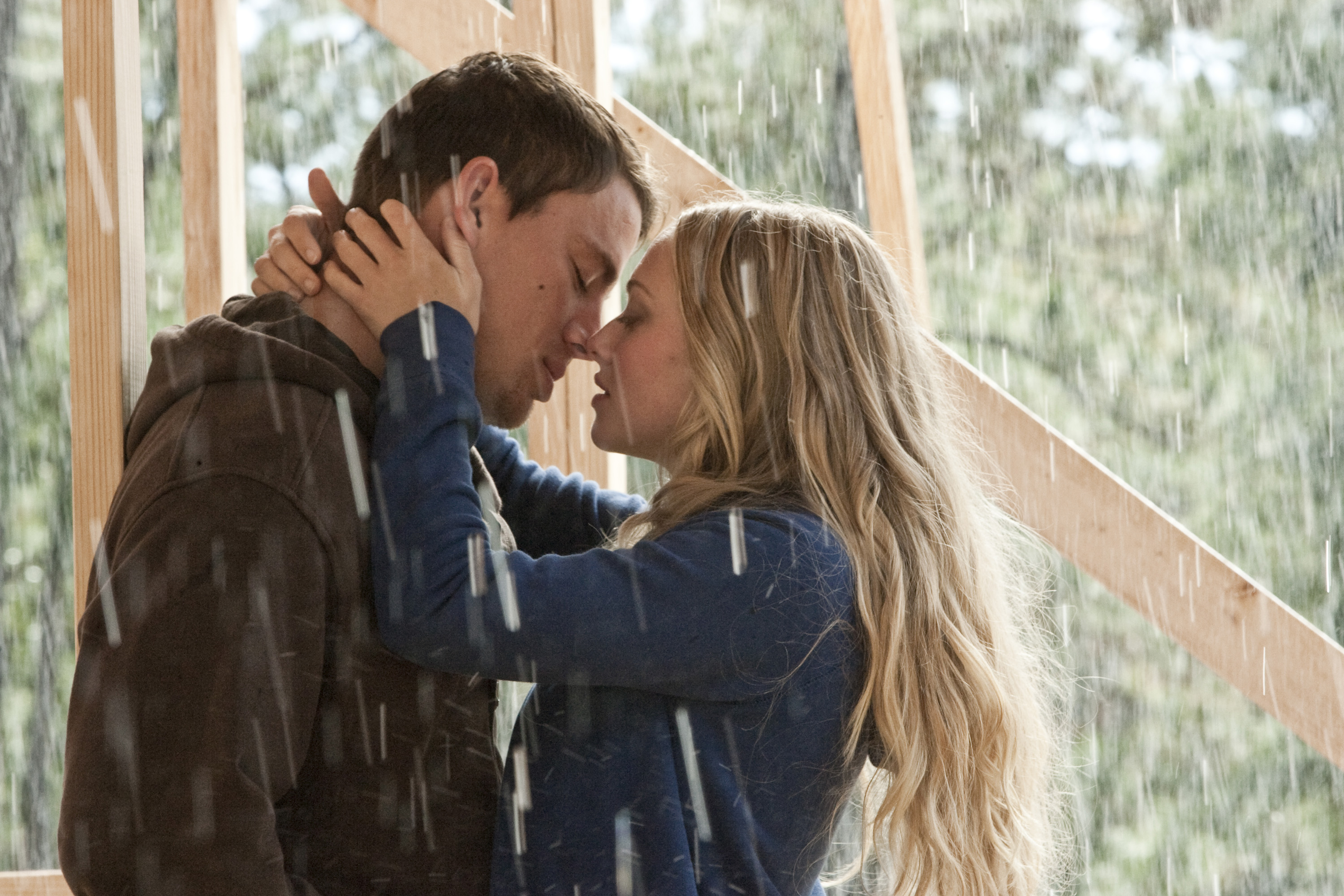 Seyfried and Tatum bring the love to ‘Dear John’