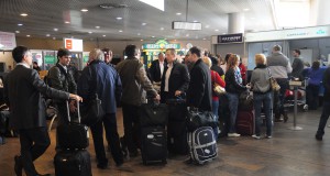 Volcanic ash lingers, but European airports begin to reopen