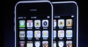 Police raid blogger who divulged new Apple iPhone model