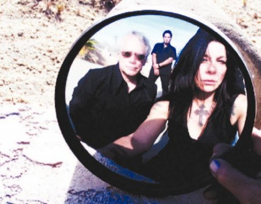 Concrete Blonde tours for the fun of it