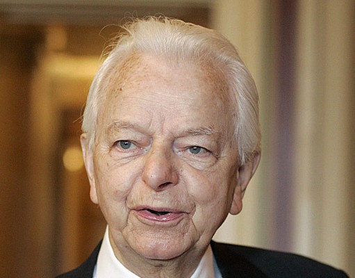Sen. Robert Byrd, West Virginia lawmaker, dies at 92