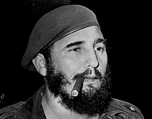 Castro makes rare appearance on Cuban TV