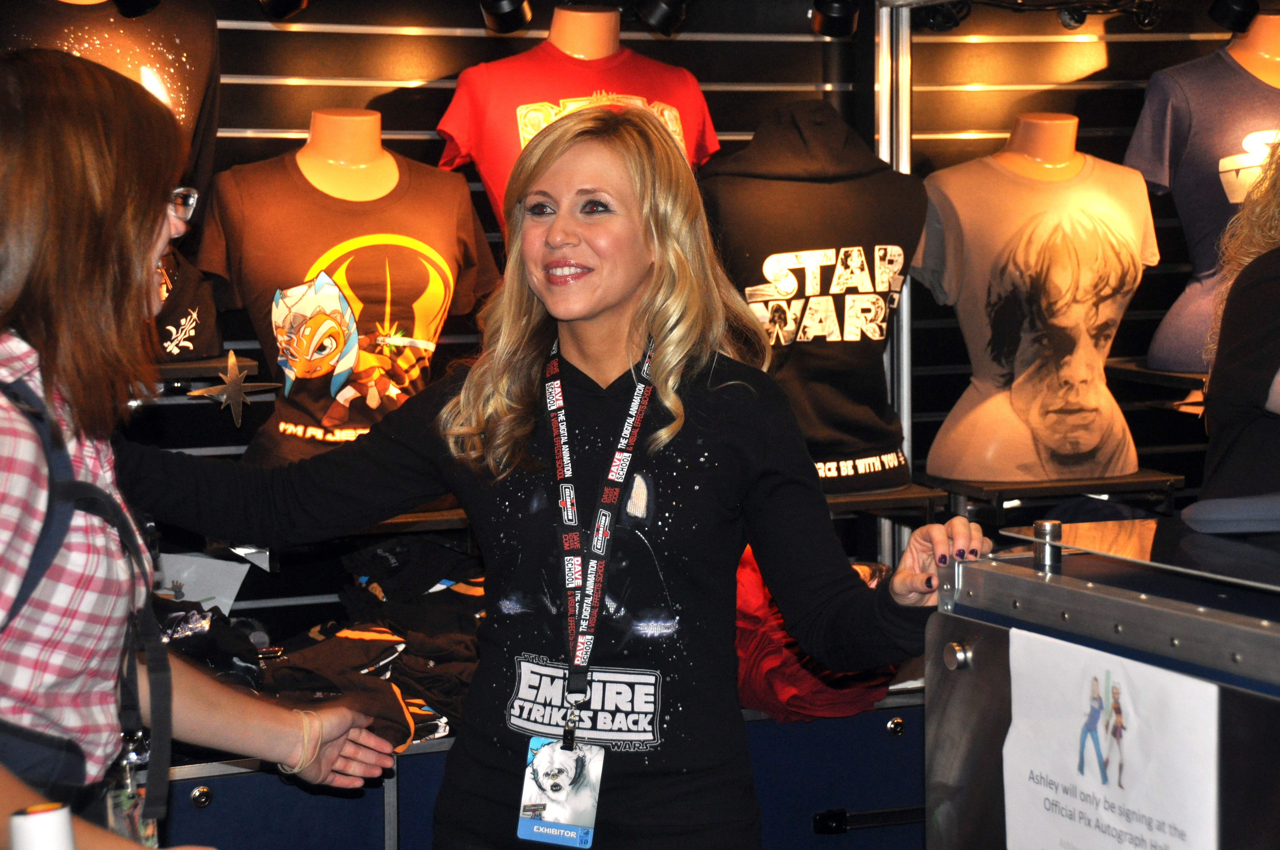 ‘Star Wars’ actress broadens souvenir universe for female fans