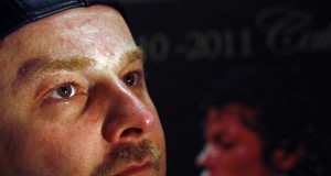 Rival takes on Jackson estate with help from Michael’s mother