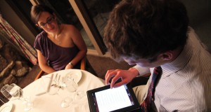 Flagstaff adopts iPads for wine list