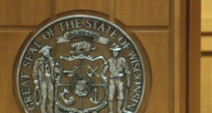 Judge issues temporary order barring Wis. public union law’s implementation