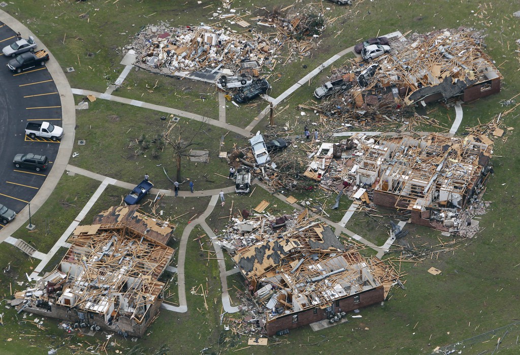 Storm in Joplin contained a rare multi-vortex tornado; death toll rises