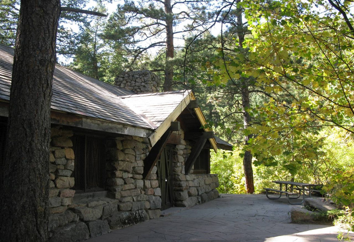 City to reopen Green Mountain Lodge