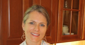 Snack bar with Boulder ties benefits malnourished