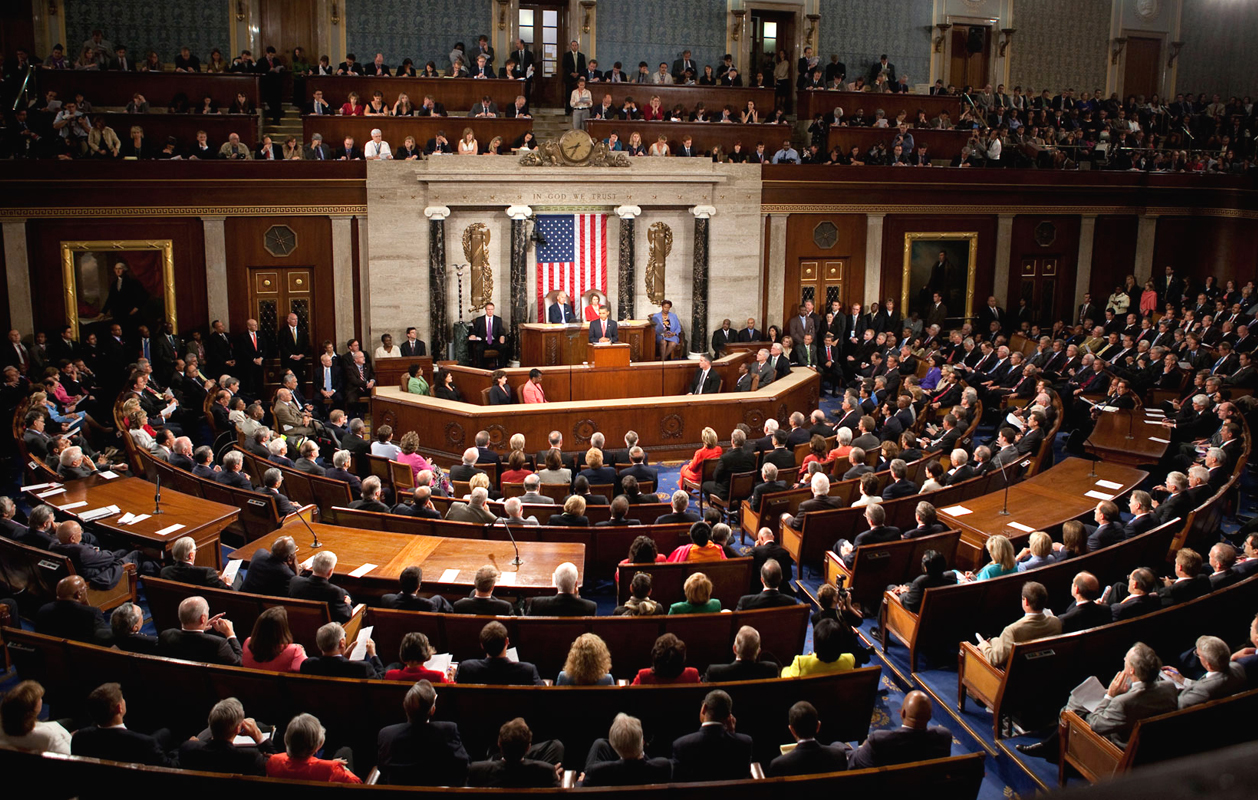 Congress makes no progress on keeping government afloat