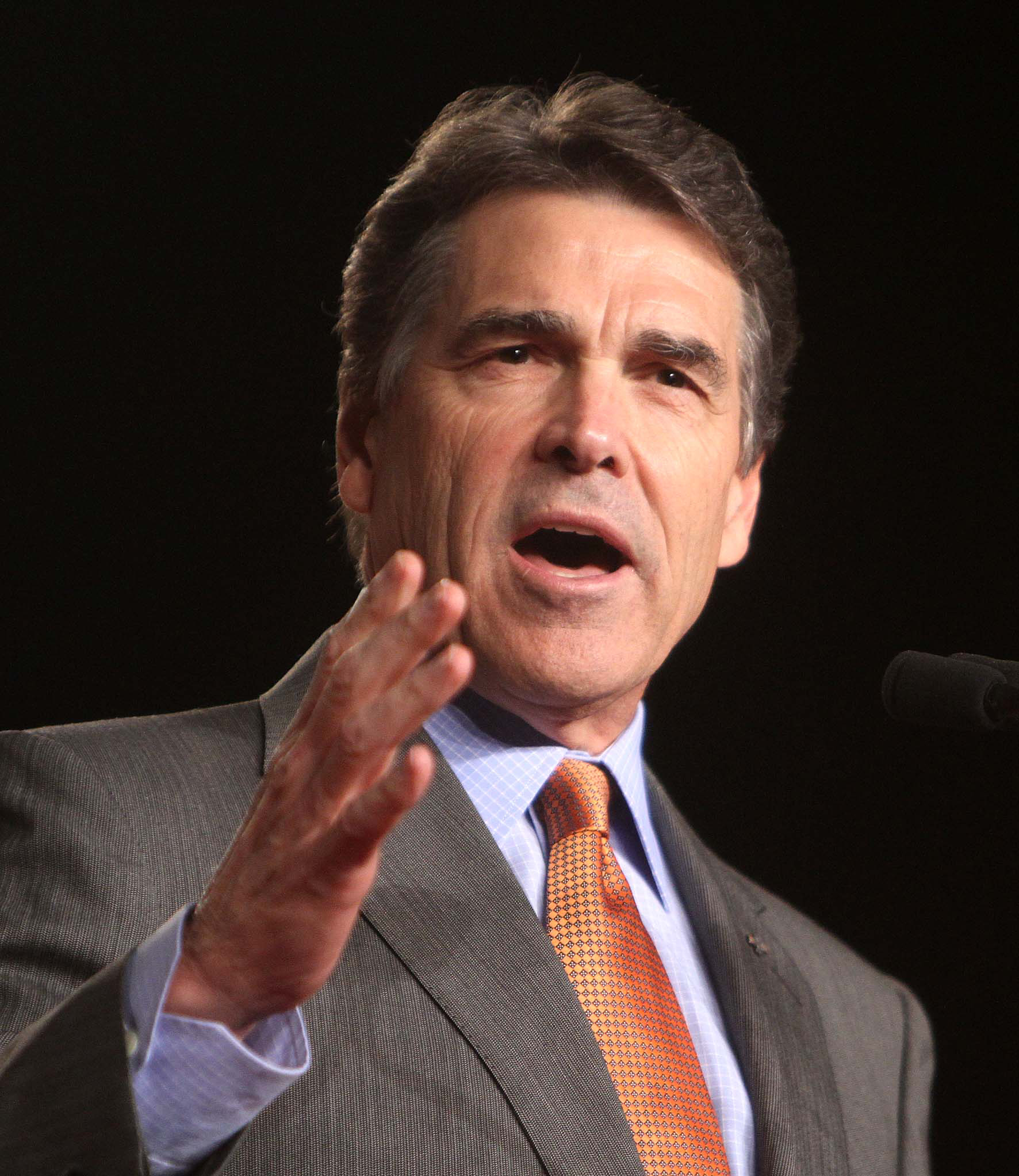 Dispute over hunting camp&rsquo;s offensive name sidetracks Perry campaign