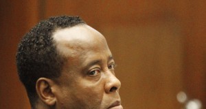 Conrad Murray guilty of involuntary manslaughter in Jackson case