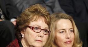 How rich is Warren Buffett’s secretary?