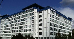 Apple Manufacturer Foxconn Gives Workers Pay Raise