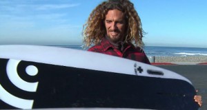 Hybrid Surf-Snowboard Bridges Two Worlds