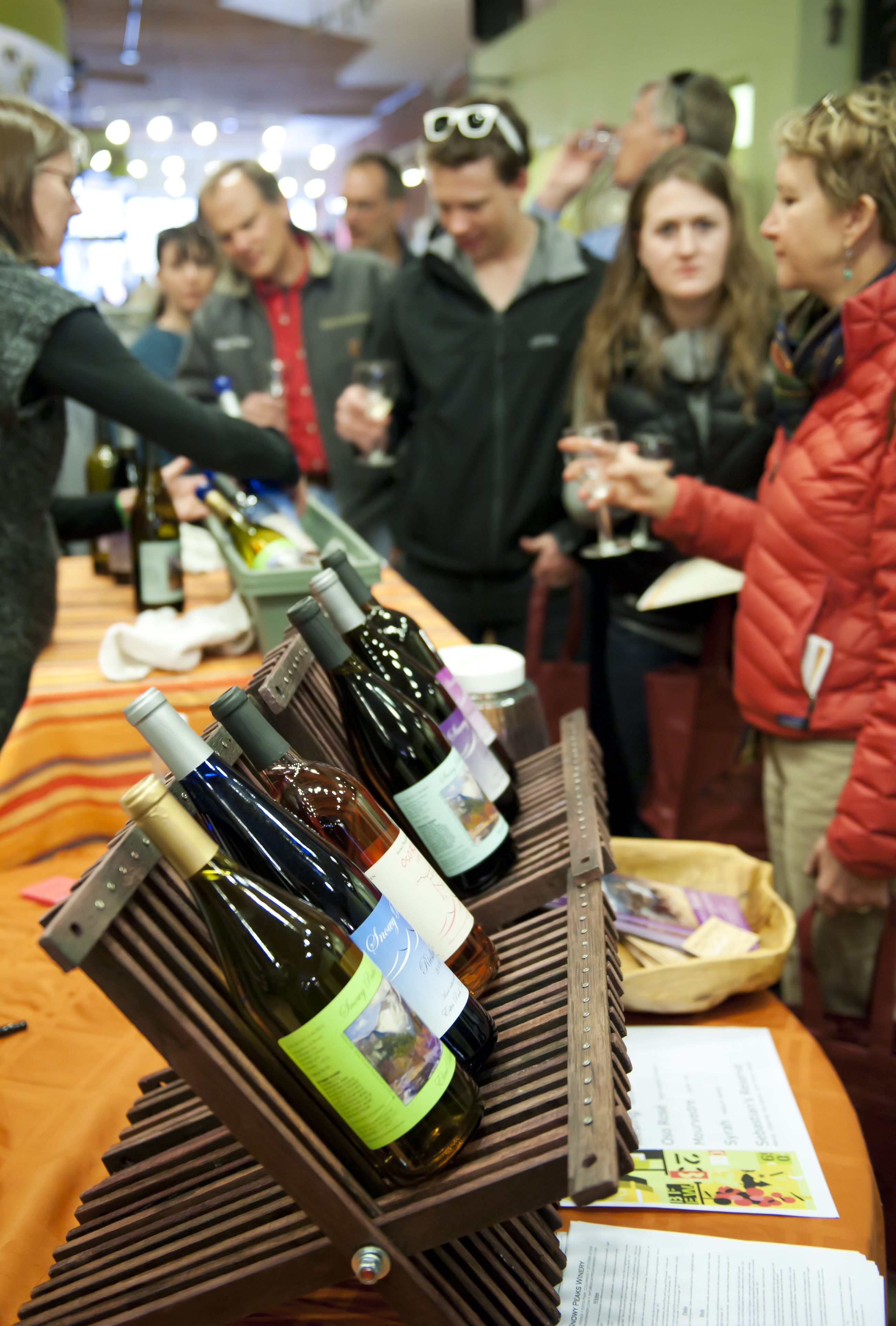 Eat, drink, shop, walk: Taste of Pearl
