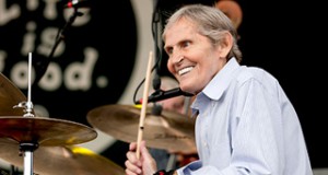 Levon Helm, Drummer and Singer of the Band, Dead at 71