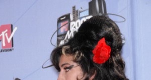 Amy Winehouse’s Family Selling Late Singer’s Home