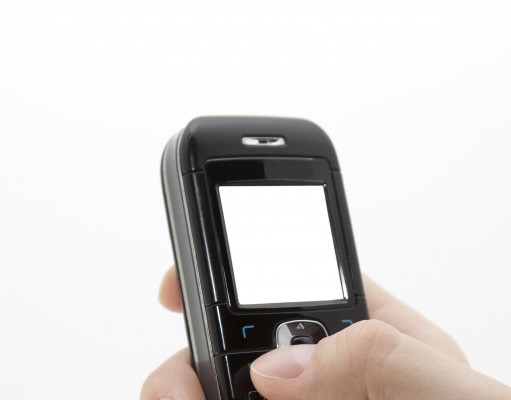 Dennis Kucinich wants radiation levels clearly labeled on your cell phone