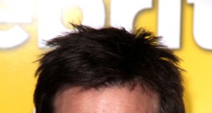 Jason Bateman tweets pic from ‘Arrested Development’ set: 3 theories for what it could be