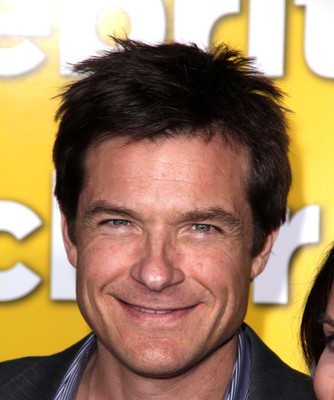 Jason Bateman tweets pic from ‘Arrested Development’ set: 3 theories for what it could be