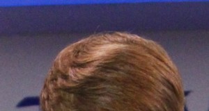 Long-running ‘Simpsons’ aims to tap star power