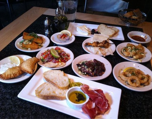 Mediterranean simplicity