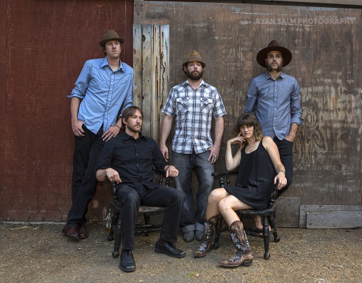 Beating the heat: Dead Winter Carpenters at the Fox Theatre