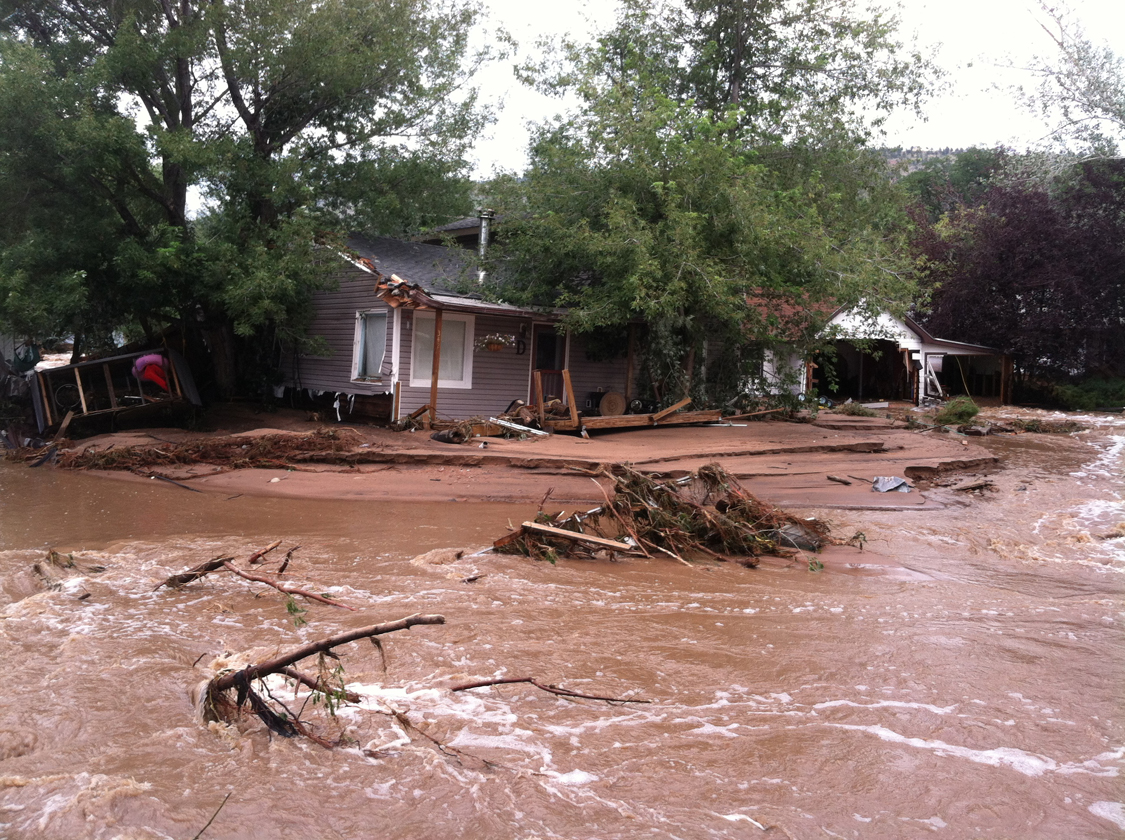 Community rallies around firefighter who lost home in flood