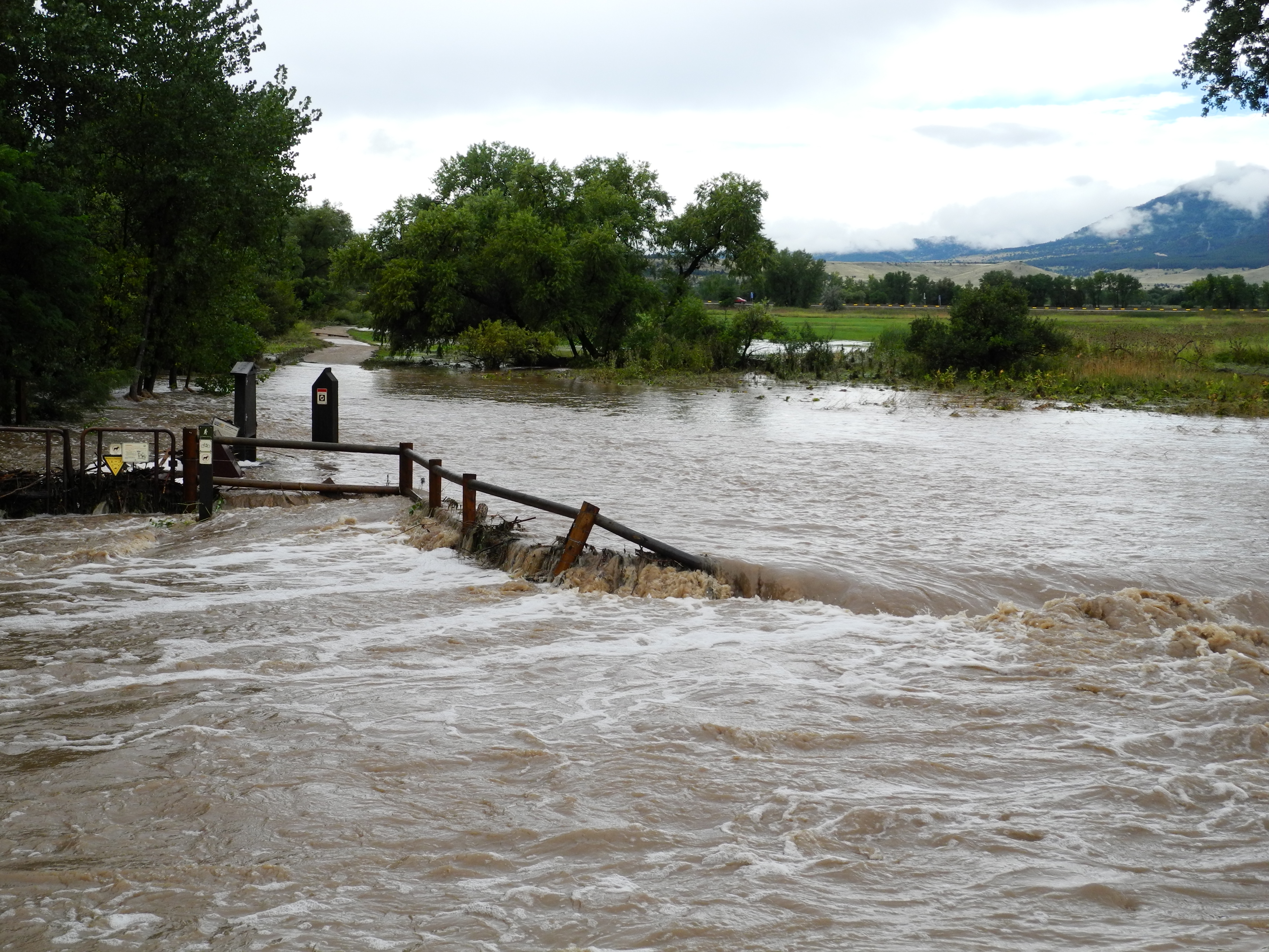 Sierra Club to hold cleanup weekend, citing climate change for floods