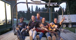 The Infamous Stringdusters raise flood relief money for and with The Road to Boulder