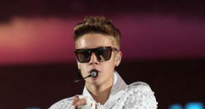 Justin Bieber’s house raided by police