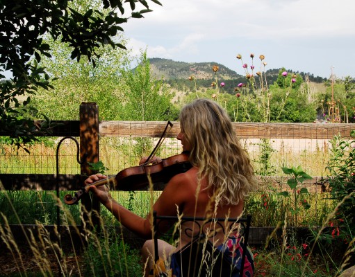 Lyons businesses bare all