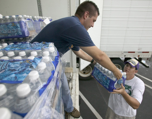 Obama declares state of emergency in Flint Water crisis; Colorado glaciers feeling the heat