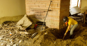 ‘Knee Deep’ chronicles community after Boulder flood