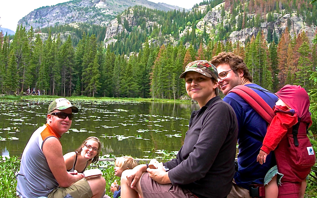 Bear Lake is a great place for some family bonding. 