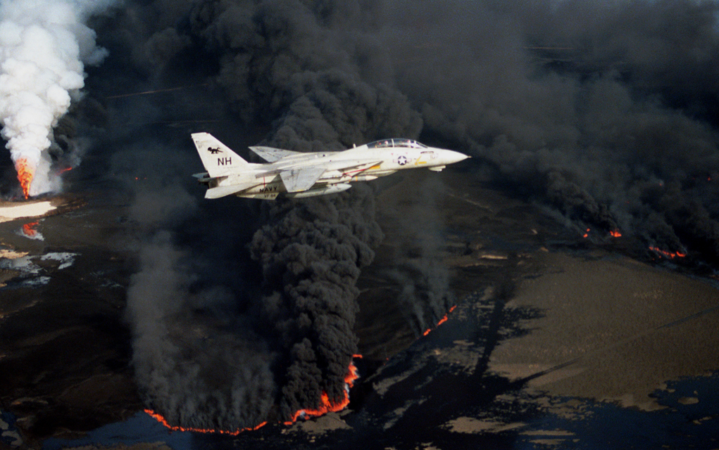 Iraq’s skies darken as ISIS torches oil