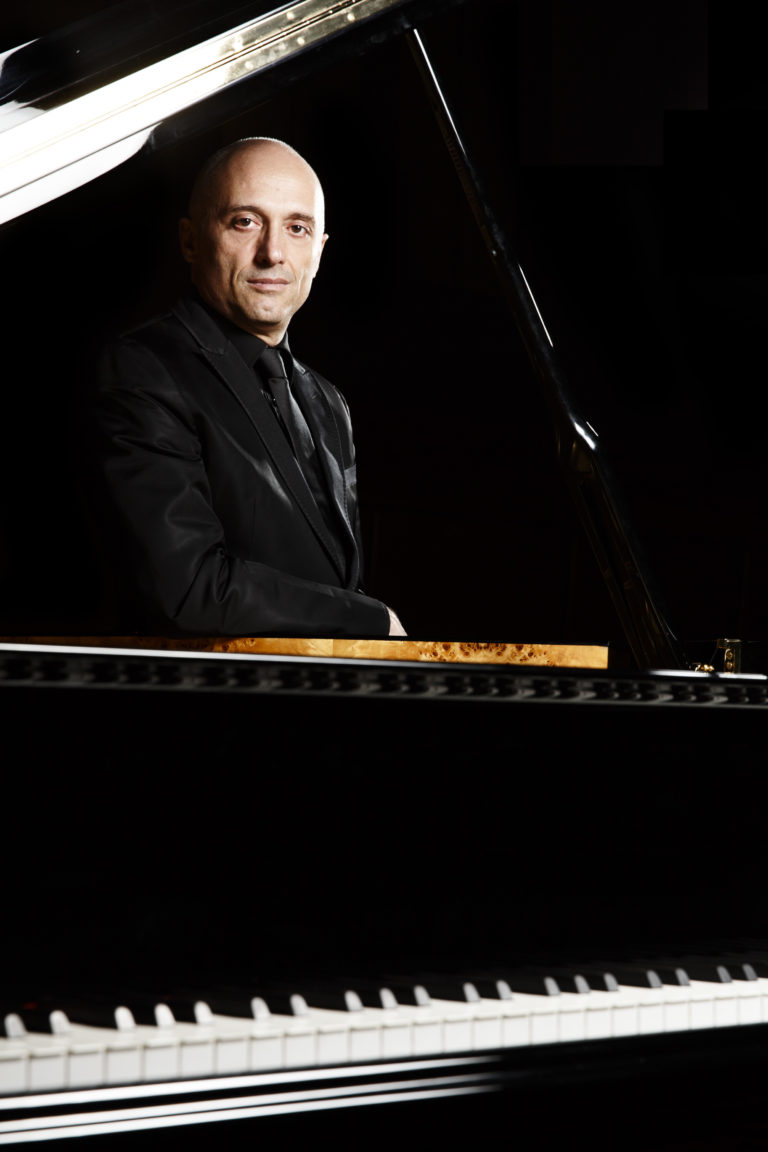 CMF’s mid-summer mini-fest puts the focus on French music