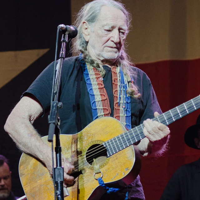 Texas Senate candidate sings praises of pot — with Willie Nelson