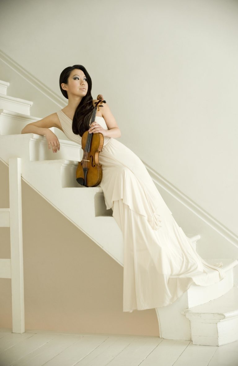 Violinist Sarah Chang visits Boulder on a rare solo recital tour