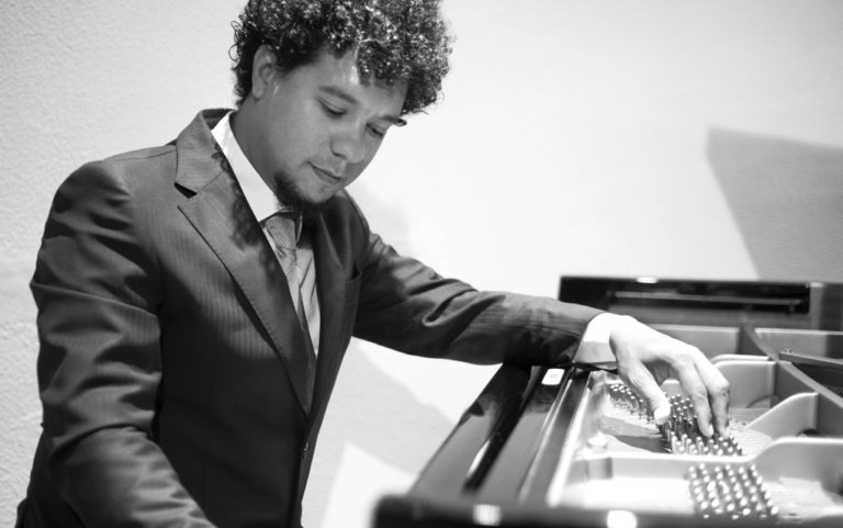 ‘Bamboozling’ piece anchors Boulder Phil concert