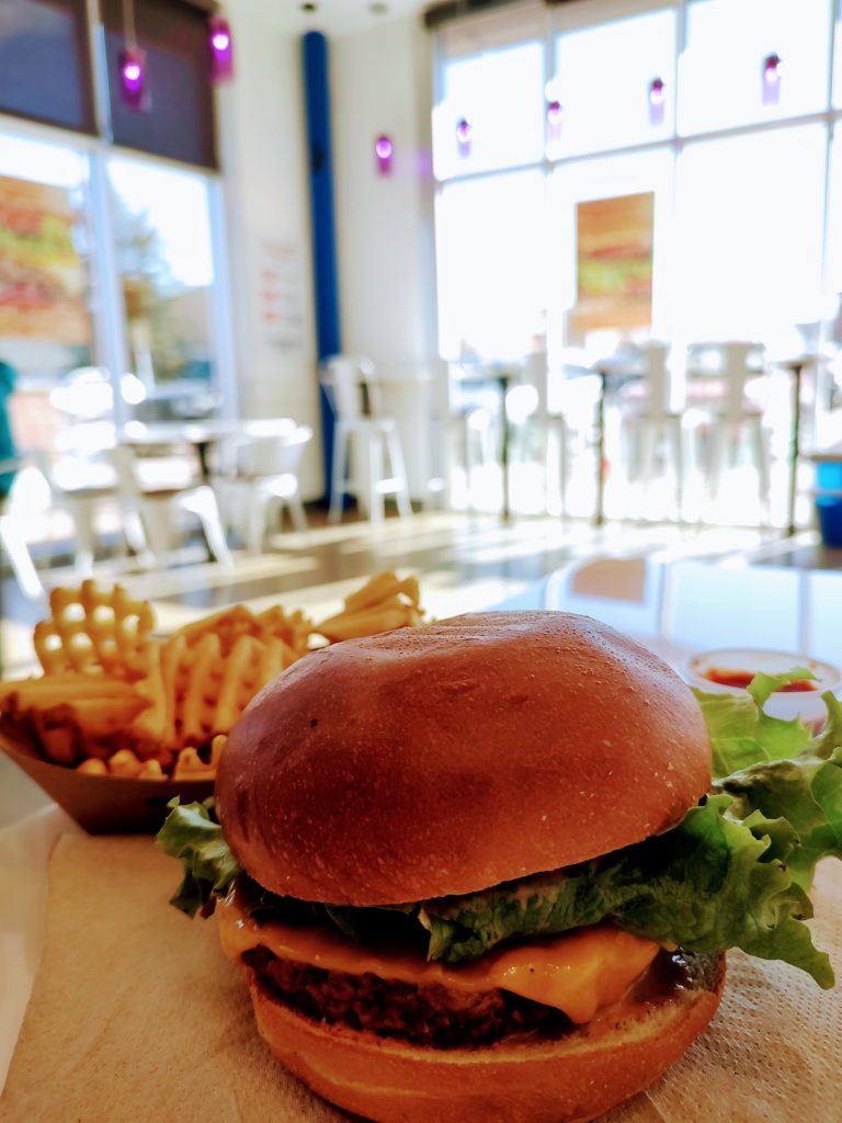 Taste of the Week: Classic Burger @ Meta Burger