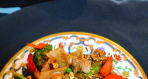 Taste of the Week: chicken red curry and drunken beef noodles @ McCaslin Thai