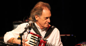 Steve Conn reconnects